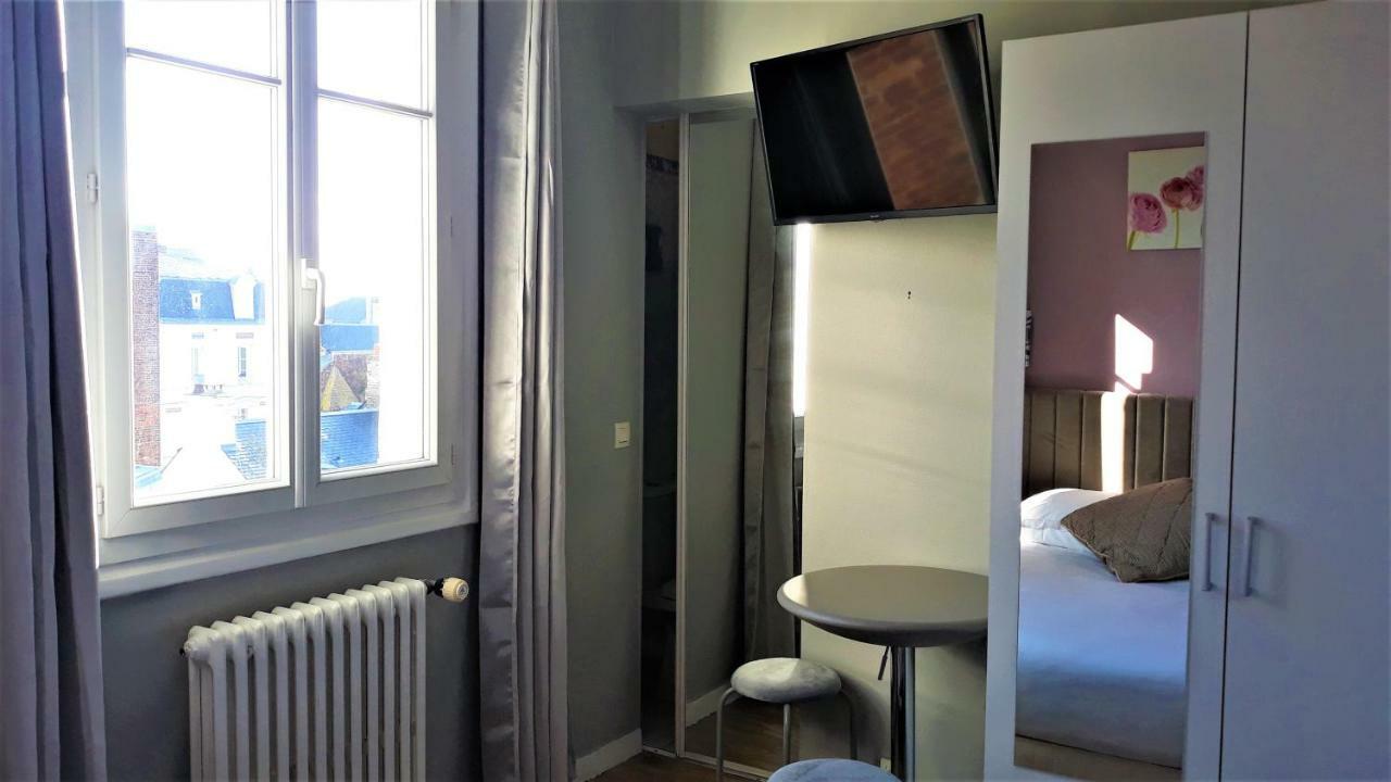 Hotel Le Reynita Trouville-sur-Mer Exterior photo